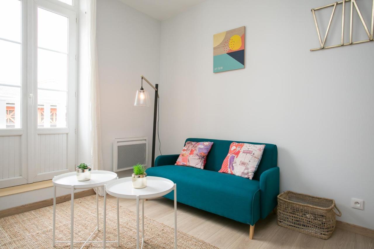 Apartamento Logis Des Halles Du Coderc Périgueux Habitación foto