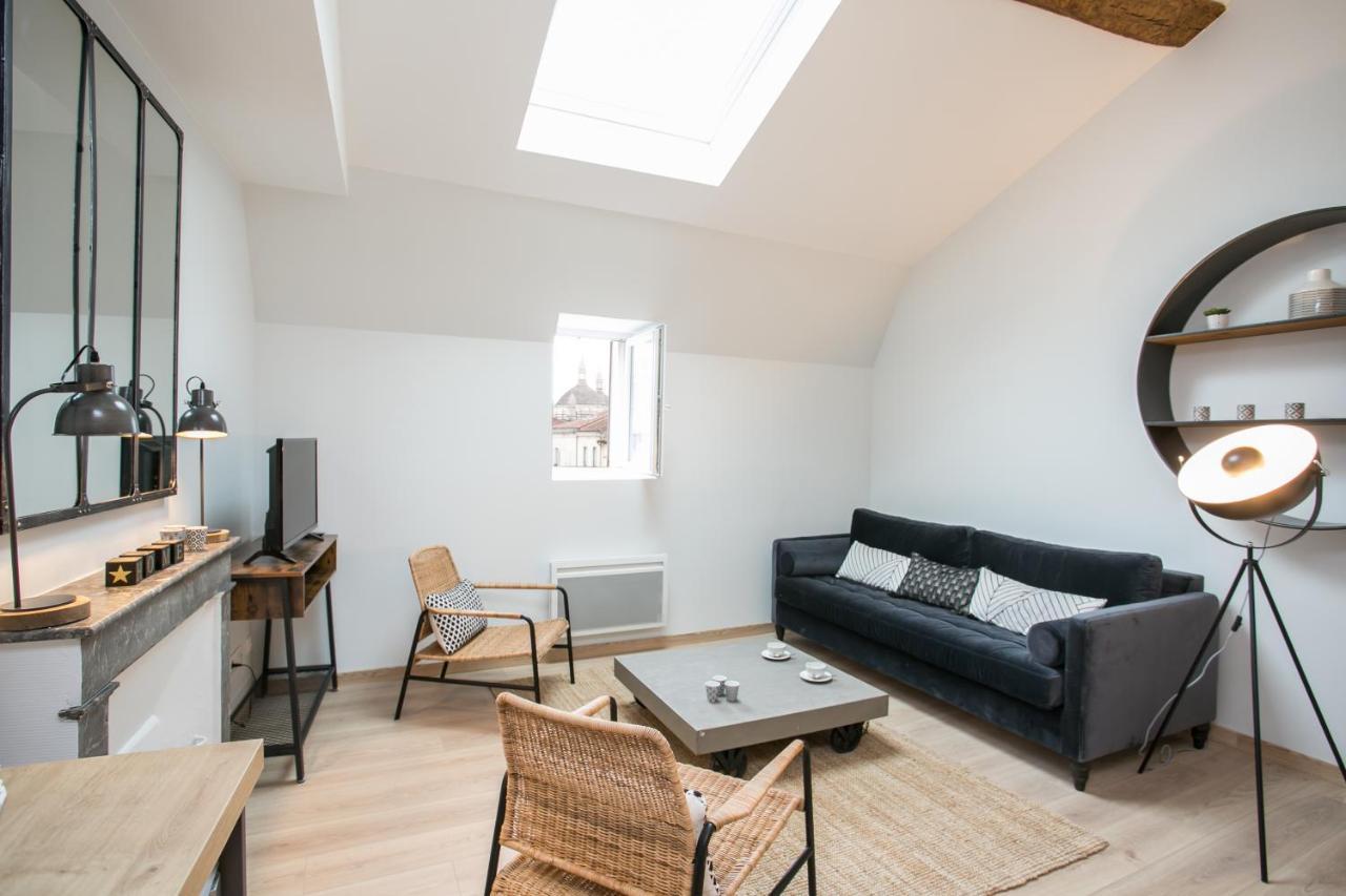 Apartamento Logis Des Halles Du Coderc Périgueux Habitación foto