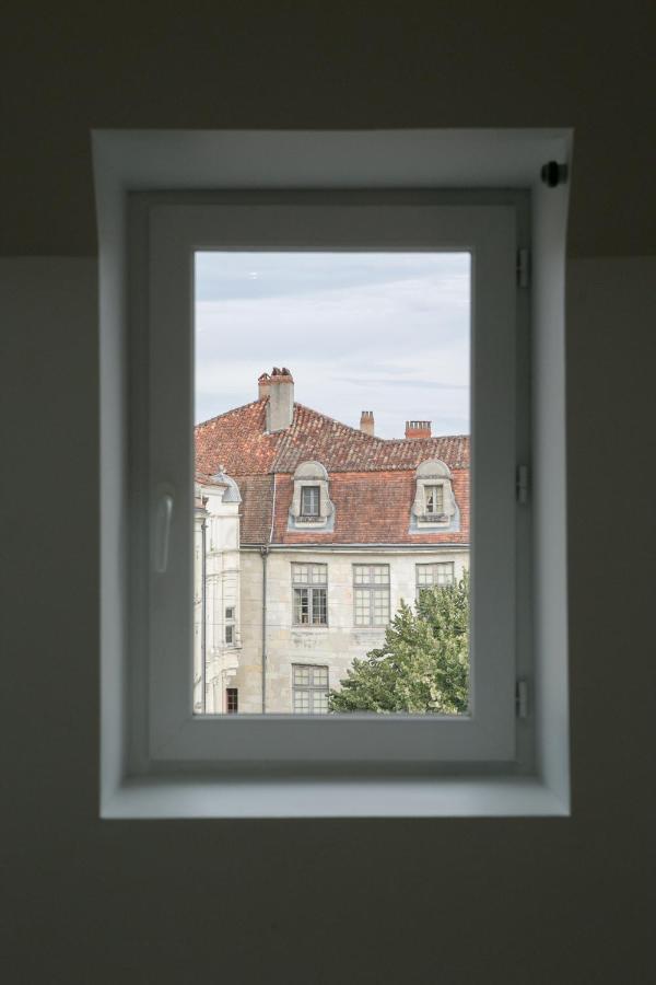 Apartamento Logis Des Halles Du Coderc Périgueux Habitación foto