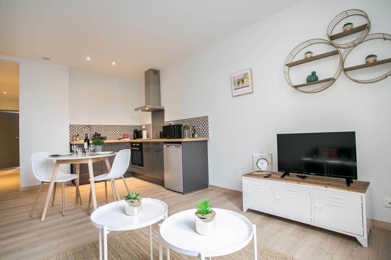 Apartamento Logis Des Halles Du Coderc Périgueux Habitación foto