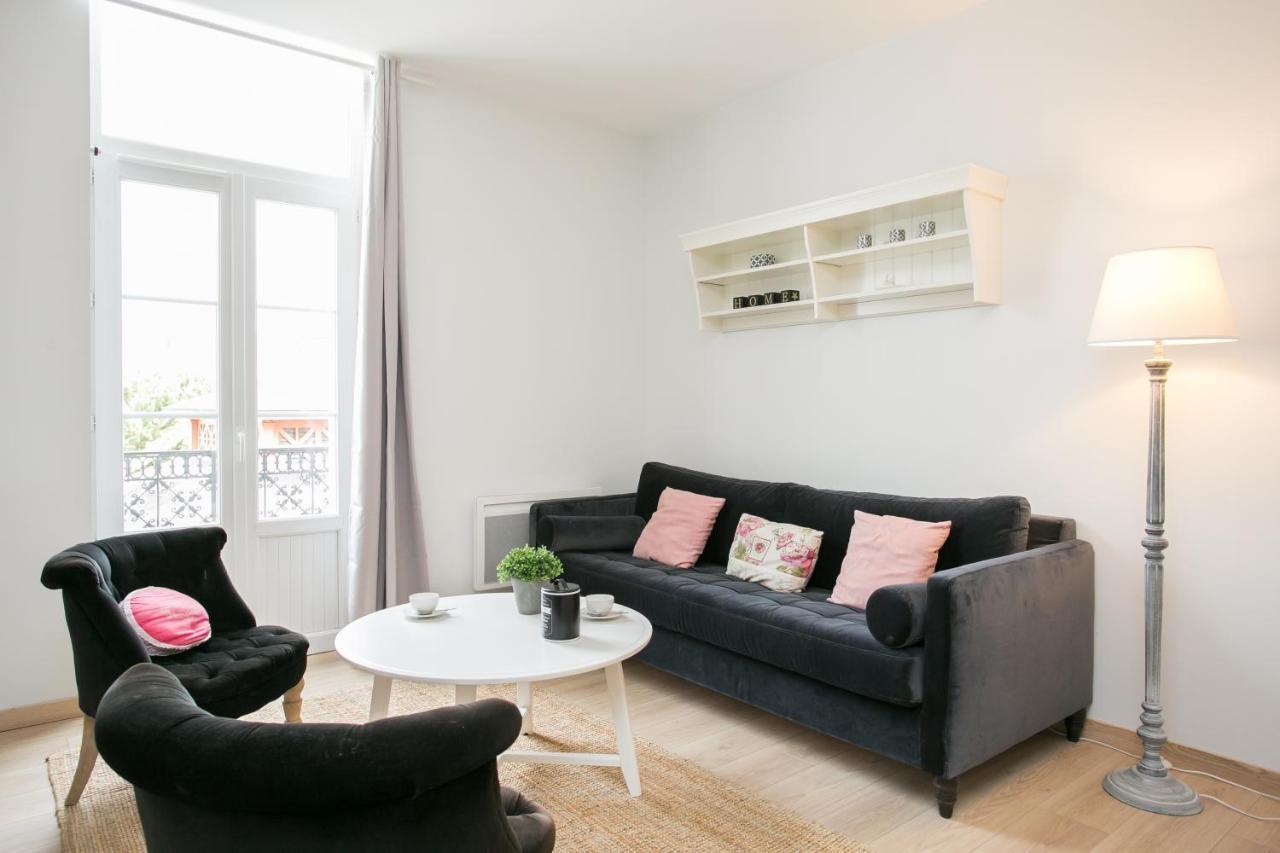 Apartamento Logis Des Halles Du Coderc Périgueux Habitación foto